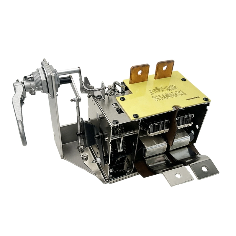 Single phase 700A CSP oil breaker 167KVA curved side mounting